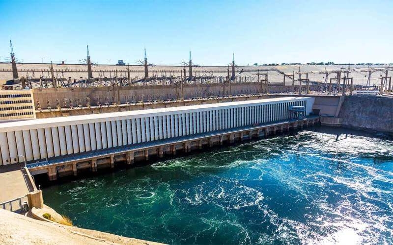  The Hight Dam is located in the south of Egypt, Aswan
